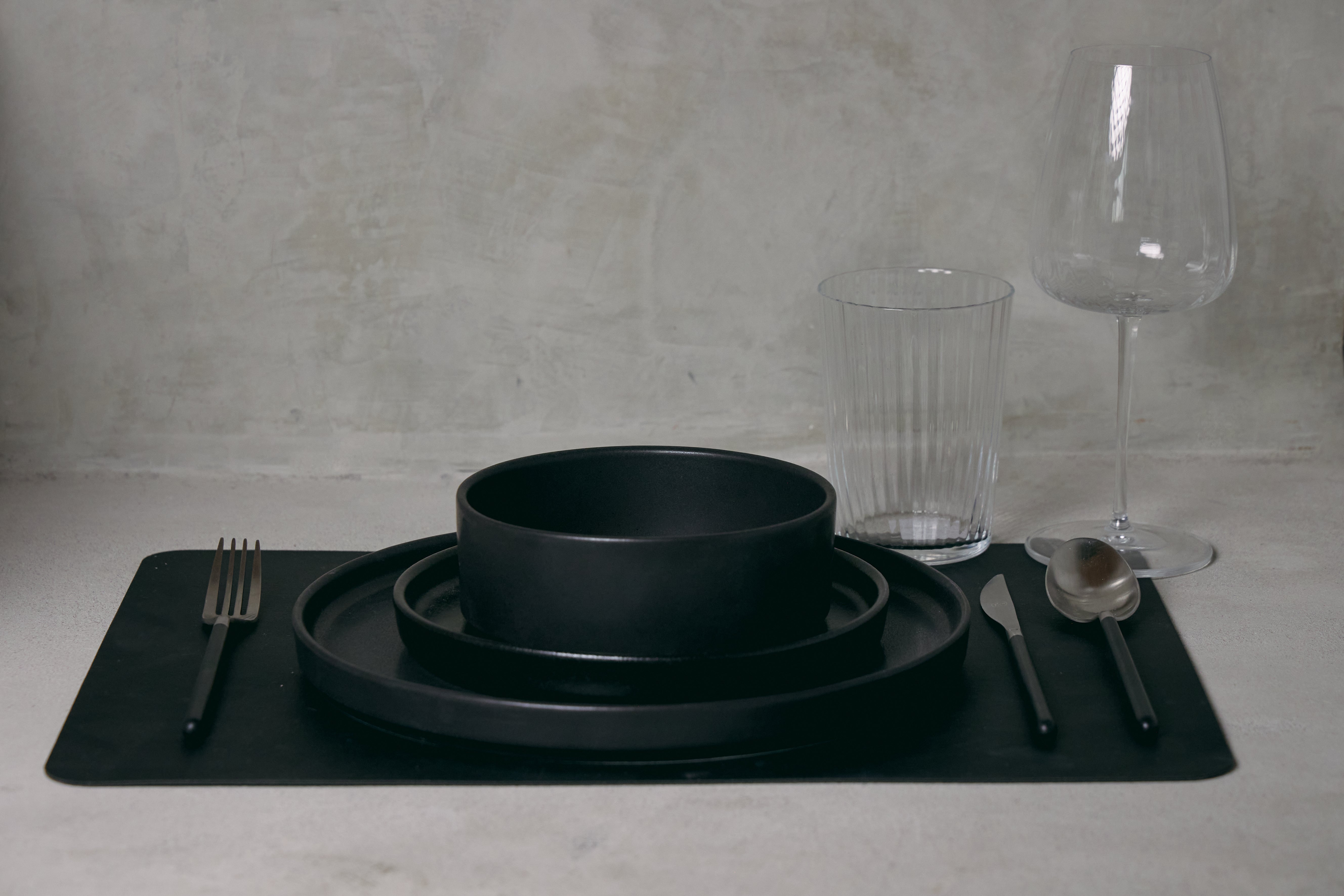 Vajilla Rustic Black (Set 12 Piezas/4 Personas) - Arantimx